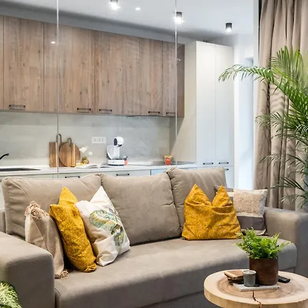 Appartamento Botanlque 1br In Business Centre