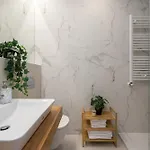Botanlque 1br In Business Centre Bucarest
