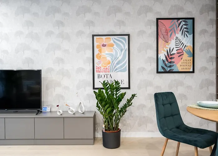 Botanlque 1br In Business Centre Apartament *